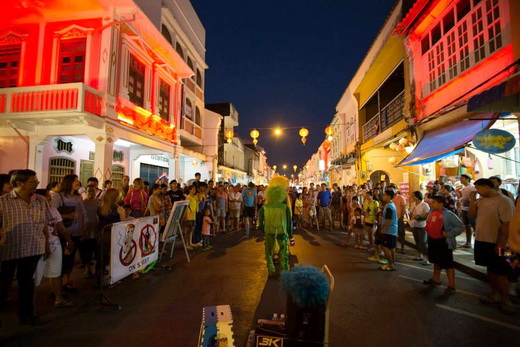 ถนนคนเดินภูเก็ต หลาดใหญ่ Phuket Walking Street