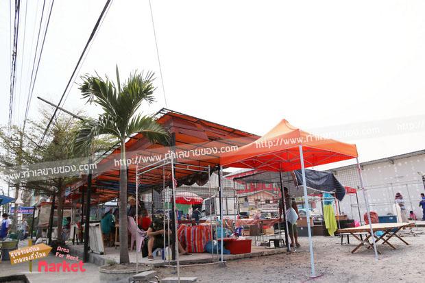 ตลาดนัดหมู่บ้านไทยประกัน