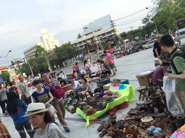 MAYA Flea Market กาดนัด หน้าห้างเมย่าเชียงใหม่ กาดนัดคลีเอทีฟสไตล์