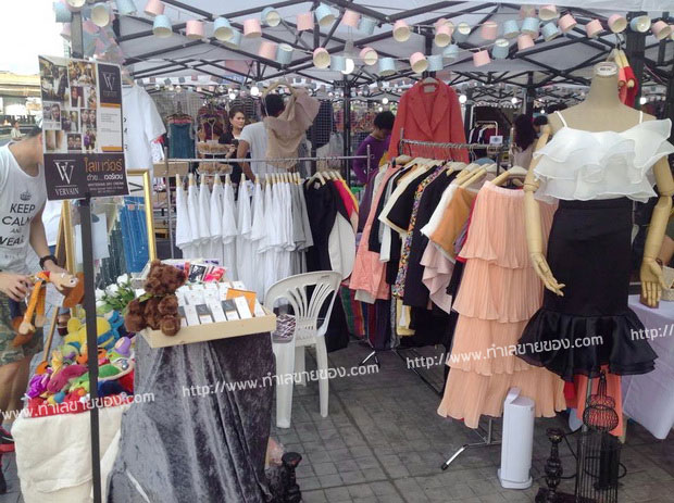 THE UP CHIC MARKET (ดิอัพ ชิค มาร์เก็ต) ตลาดนัดโครงการดิอัพพระราม.3 