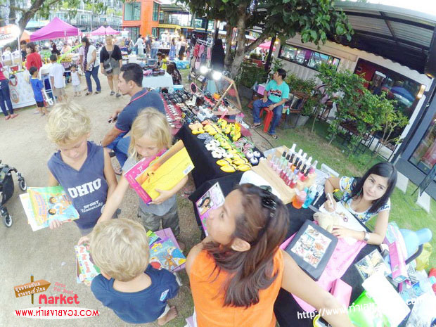 Fun Friday Avenue Market ตลาดฟันฟรายเดย์ อเวนิว มาร์เก็ต