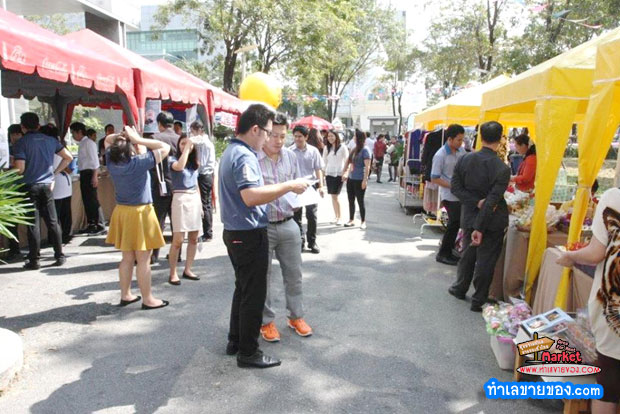 Novotel Street Market ที่สนามบินสุวรรณภูมิ ขายฟรี 16-18 December 2015