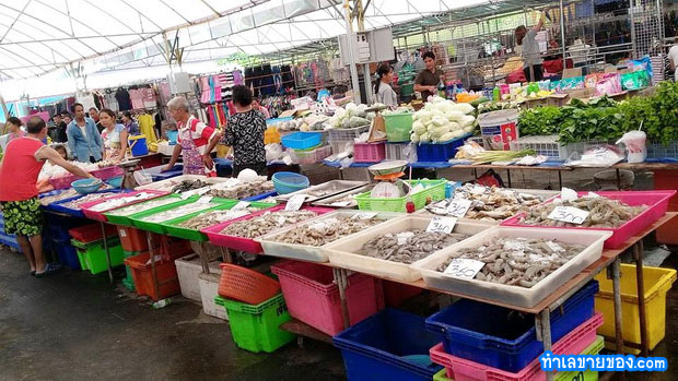 ตลาดนัดวังรุ้ง-ตลาดเจ้สั่งลุย ซอยนวลจันทร์ 38 [โฉมใหม่] บนเนื้อที่กว่า 8 ไร่