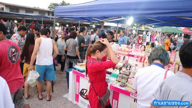 ตลาดนัดพระสมุทรเจดีย์ ตลาดนัดคลองถม สามแยกพระสมุทรเจดีย์ ตลาดนัดท่าเรือข้ามฝากพระสมุทรเจดีย์ อำเภอพระประแดง  