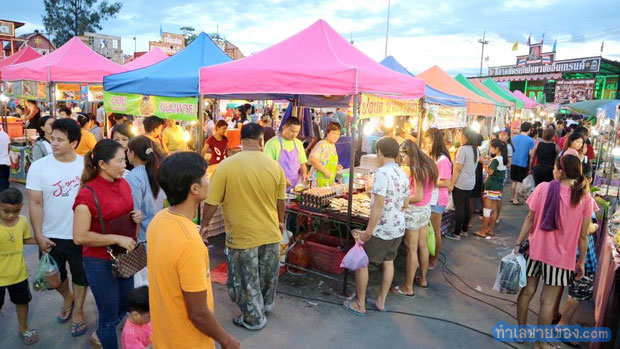 ตลาดรถไฟมหาชัยอินเทรนด์ คาวบอย วินเทจ ตลาดใหม่มาแรง..ถ.พระราม 2