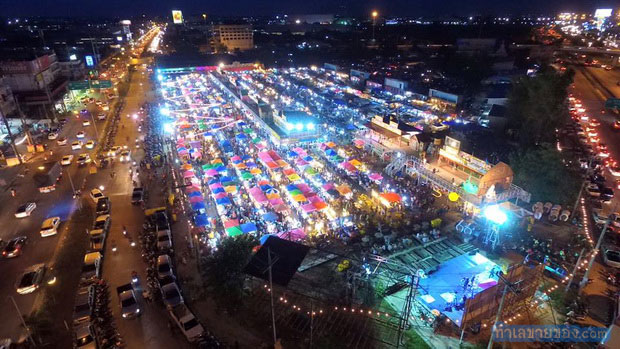 ตลาดรถไฟมหาชัยอินเทรนด์ คาวบอย วินเทจ ตลาดใหม่มาแรง..ถ.พระราม 2