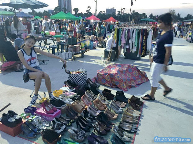 [ตลาดข้ามคืน] ตลาดนัดเลี่ยงเมืองนนท์ (ตลาดนกฮูก) ราตรีนี้ยังอีกยาวไกล...