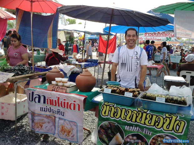 ตลาดนัดชุมชนวัดไร่ขิง “ตลาดนัดใหญ่ 1,000 กว่าล็อค ทุกวันอาทิตย์” 