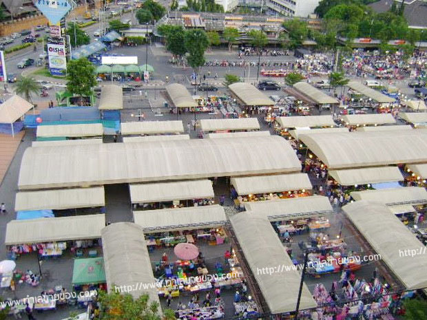 ตลาดนัดกล้วยกล้วย ตลาดนัดบานาน่า ทำเลการค้าจังหวัดลพบุรี