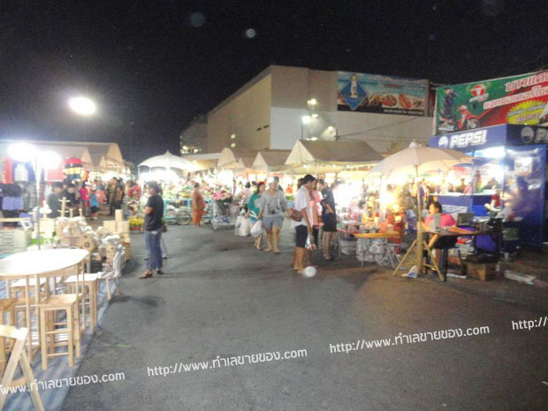 ตลาดนัดกล้วยกล้วย ตลาดนัดบานาน่า ทำเลการค้าจังหวัดลพบุรี