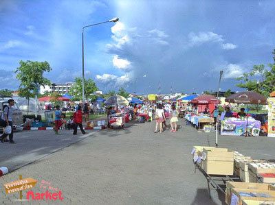 ตลาดนัดเปิดท้ายมข ตลาดนัด ม.ขอนแก่น (KonKaen University market)