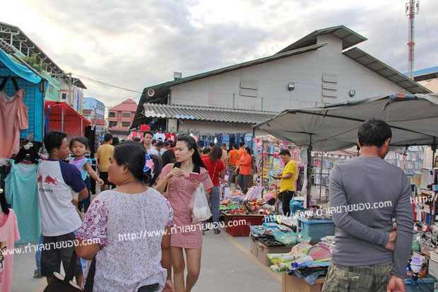 ตลาดเสริมสุข ตลาดนัดบางบ่อ