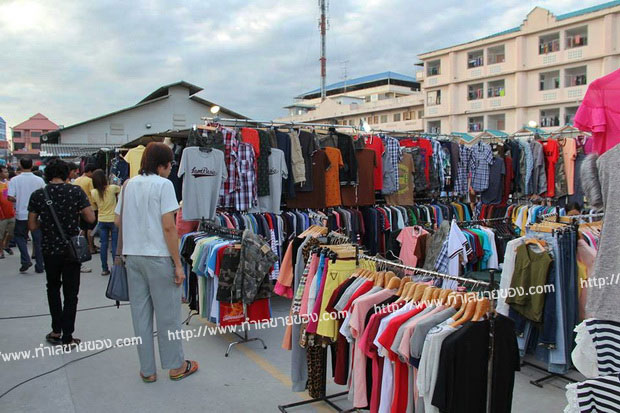 ตลาดเสริมสุข ตลาดนัดบางบ่อ