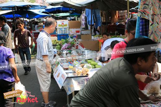 ตลาดกลางดินแดง (เคหะแฟลตดินแดง2)