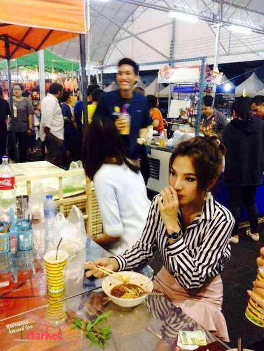 siam night bazaar(สยามไนท์บาร์ซ่า)