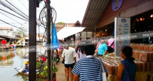 ตลาดน้ำอัมพวา