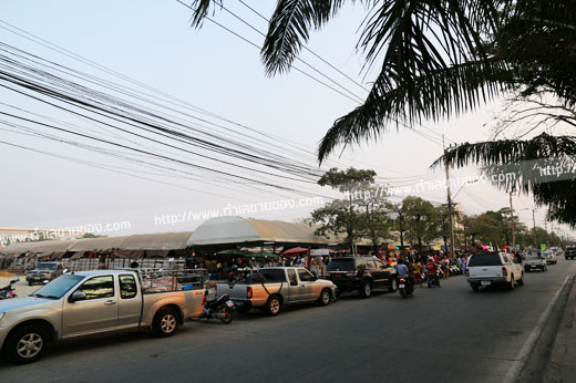 ตลาดนัดข้างโลตัสบางพลี