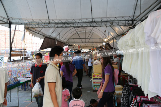 ตลาดนัดข้างโลตัสบางพลี