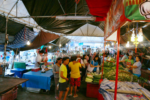 ตลาดนัดข้างโลตัสบางพลี