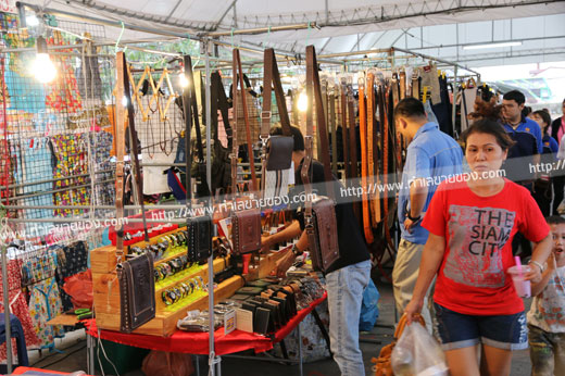 ตลาดนัดข้างโลตัสบางพลี