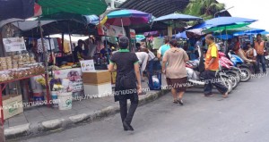 ตลาดนัด ปตท สำนักงานใหญ่ วิภาวดี พื้นที่ขายของย่านพนักงานออฟฟิศ