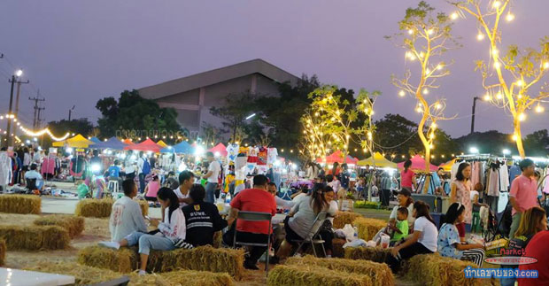 ตลาดทองมาก Night Market ตลาดไนท์ ในบรรยากาศสุดชิค