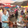 ตลาดนัดสวัสดิการชุมชนป่าตาล ใกล้มหาวิทยาลัยรามคำแหง(ลพบุรี)