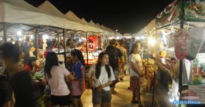 ตลาดมังกรบูรพา ชมเพลิน เดินชิว