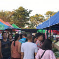 ﻿เครุ่งเรืองตลาดนัด