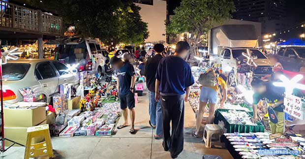 ตลาดกรีนวินเทจ รัชโยธิน “ตลาดฮิป ๆ คืนชีวิตให้ของเก่า และหาของอร่อยชิม”