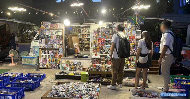 ตลาดกรีนวินเทจ รัชโยธิน: วินเทจมาร์เก็ตกลางกรุง ที่ทั้งเดินชิม ถ่ายรูป แถมเปิดร้านก็ได้!