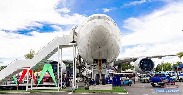 “ตลาดนัดในปีกเครื่องบิน” — Airpark Market ระยอง ที่เที่ยวชิลไม่ซ้ำใคร ถ่ายรูปปัง ช้อปเพลิน กินฟิน!