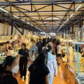 รีวิว ตลาดนัดสวัสดิการคณะสาธารณสุข ม.มหิดล อนุสาวรีย์ (อัพเดทข้อมูลล่าสุด): สวรรค์ของคนรักสตรีทฟู้ดและช้อปปิ้งใจกลางเมือง